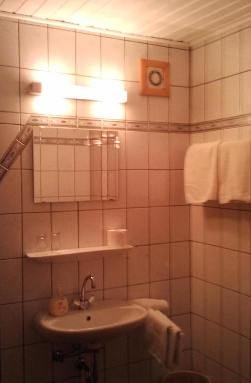 Hotel Cafe Am Stift Hessisch Oldendorf Bilik gambar